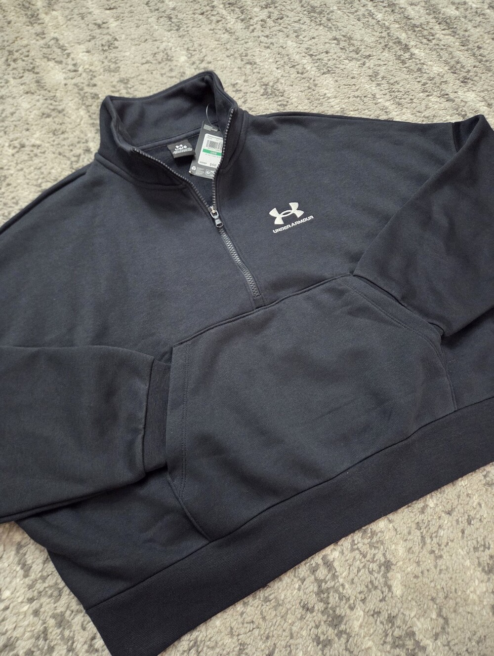 NWT Large Under Armour Black Cropped Over Sized Half-Zip Icon Fleece Relaxed New